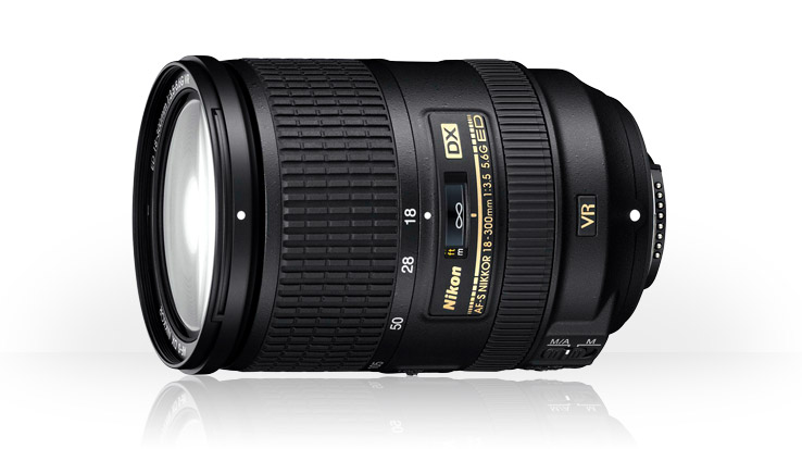 AF-S DX Nikkor 18-300mm f/3.5-5.6G ED VR